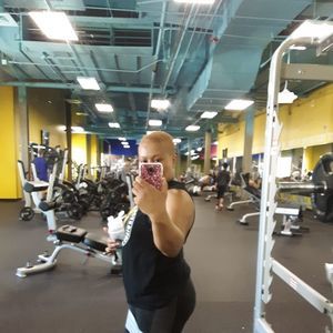 Meet your Posher, Fayesha